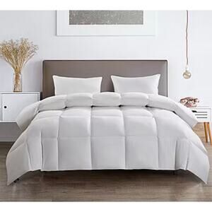 Serta Extra Warmth White Goose Feather and Down Fiber Comforter.